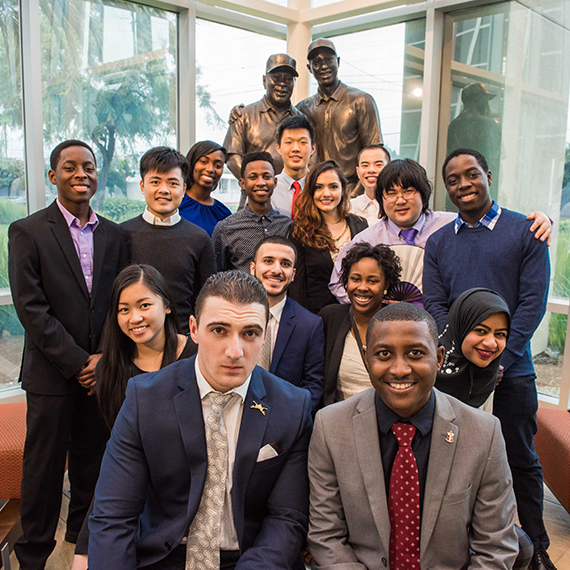 Earl Woods Scholar Group at the TGR Learning Lab